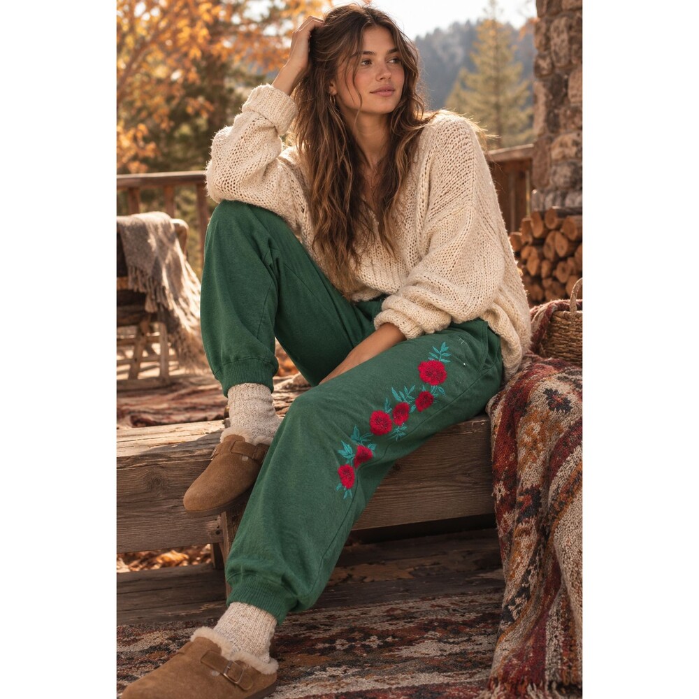 NWT GUESS Los Angeles Womens Sweatpants Joggers Size XS Hunter Green Fleece